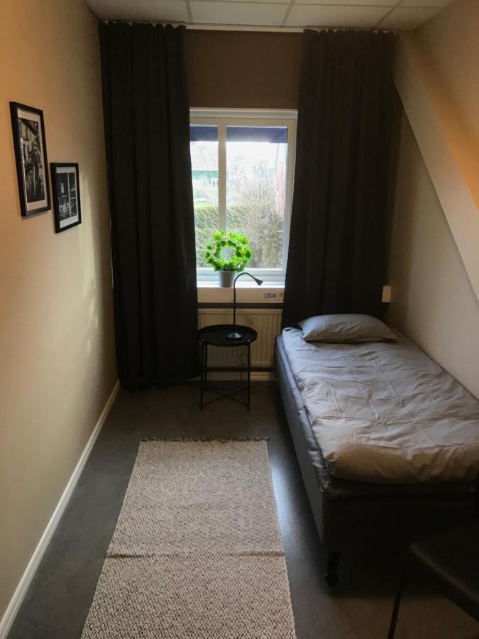 De La Gardie Park Vandrarhem Hostel Lidköping Exteriér fotografie
